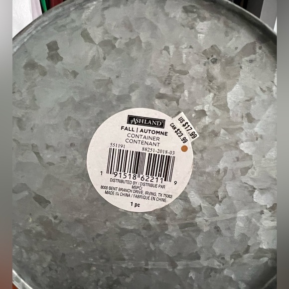 *SOLD* Galvanized Container - Picture 2 of 2